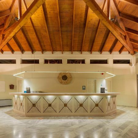 Aeolian Village Beach Resort Скала-Эресу Экстерьер фото