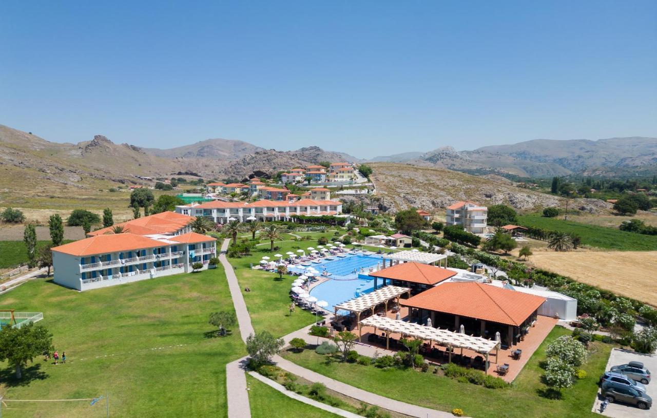 Aeolian Village Beach Resort Скала-Эресу Экстерьер фото