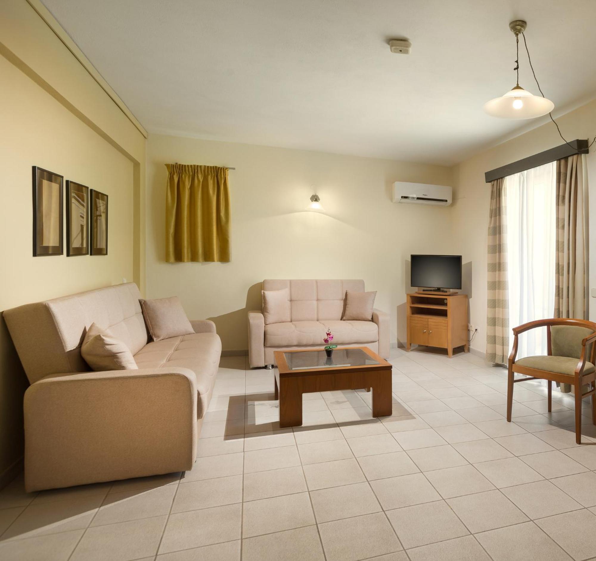 Aeolian Village Beach Resort Скала-Эресу Номер фото